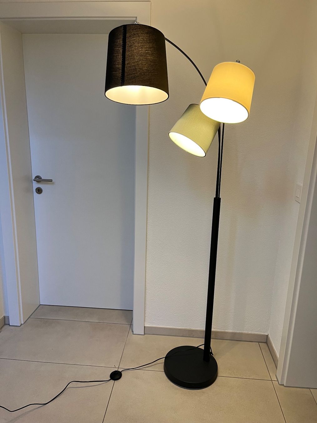 Lampade: Stehlampe – Usato da Altstätten SG venduto da Ja_Ne 1