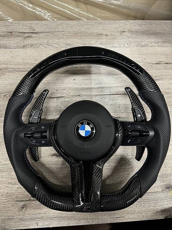 Tutti pezzi di ricambio auto: Tuninglenkrad für BMW – Usato da Stetten AG venduto da VladyslavK 1