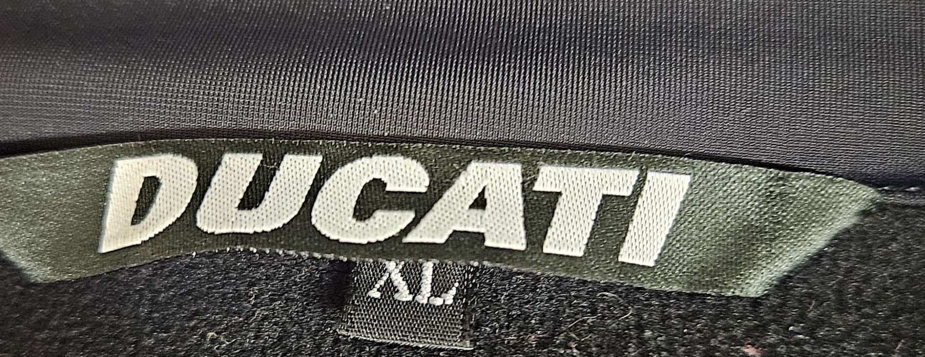 Ducati Vestes: Ducati Corse Softshell Jacke. Grösse XL.  Neu – Neuf (Voir description) à Mellingen par Hondavtr 3