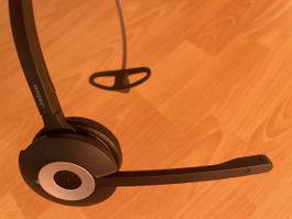 2 kabellose On-Ear Mono Headset