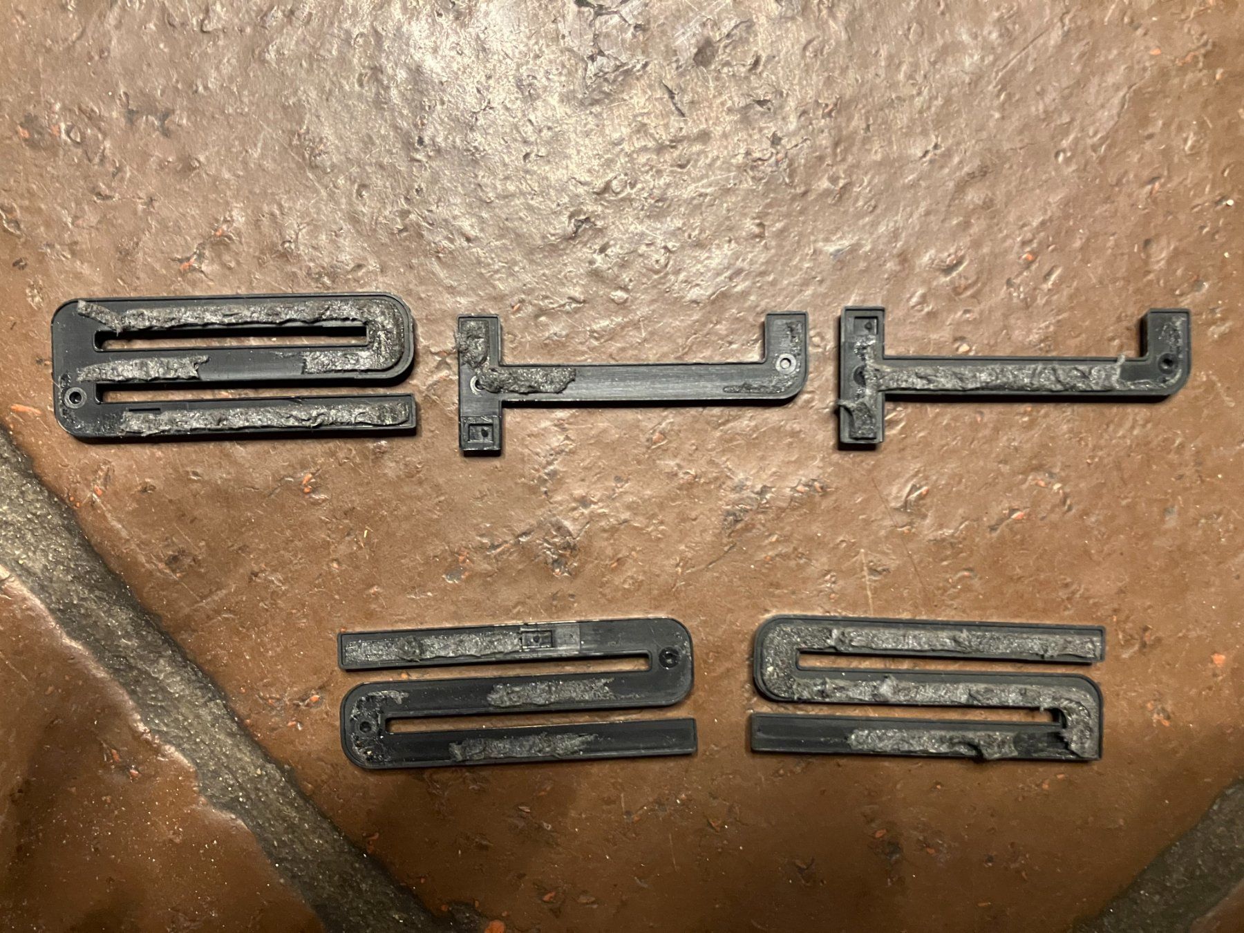 Porsche Toutes les pièces auto: Logos originaux Porsche 944 S2 – D'occasion à Ursy par TestaRossa 1