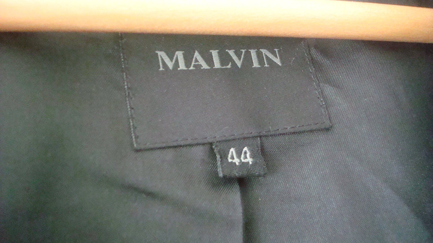 Vestes: Samtblazer schwarz Malvin Gr. 44 – D'occasion à Münchenstein par Pesci6 5
