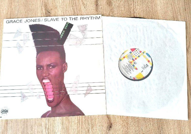 Dischi in vinile: Grace Jones LP – Usato da Dielsdorf venduto da SHOES_BY_SYLVI