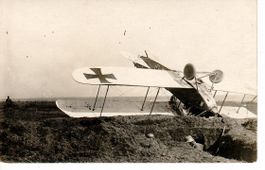 abgestürztes Flugzeug - deutsches Reich