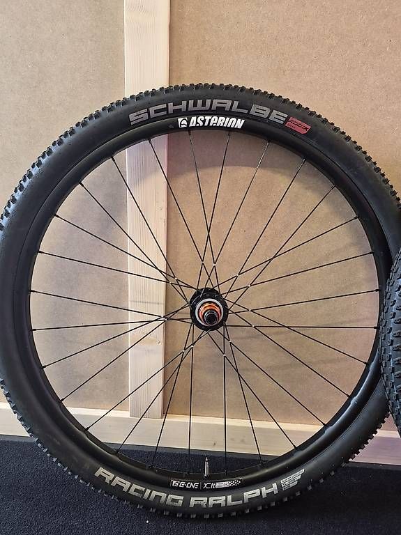 Pneumatici & Ruote complete: Paire de roues Carbone Asterion XCR – Usato da Rossens FR venduto da Zanet_Bike 2