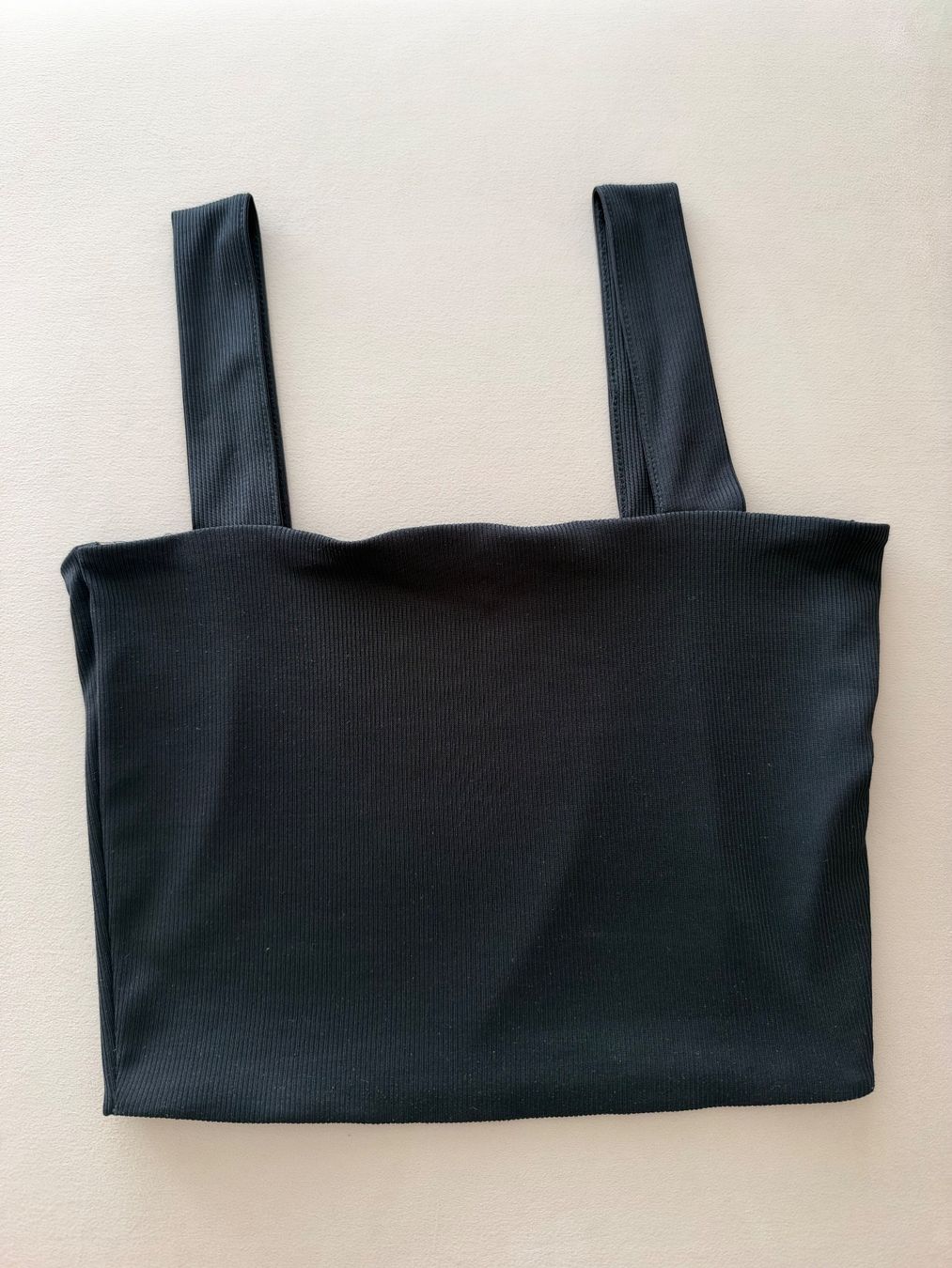 Tops: Schwarzes Top – Gebraucht aus Winterthur von oElao