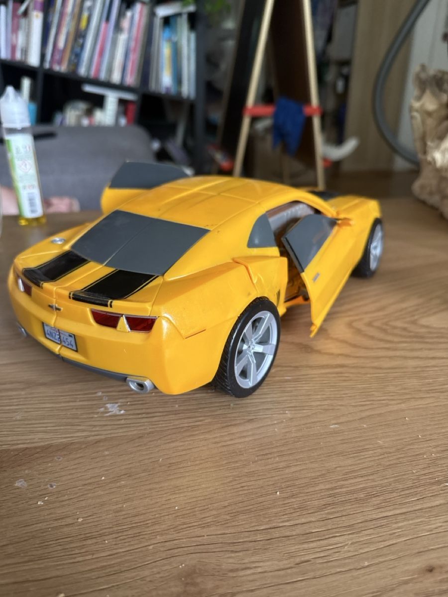 Hasbro Giocattoli: Transformers Bumblebee Chevrolet Camaro Hasbro – Usato da Meyrin venduto da max_6bl8 2