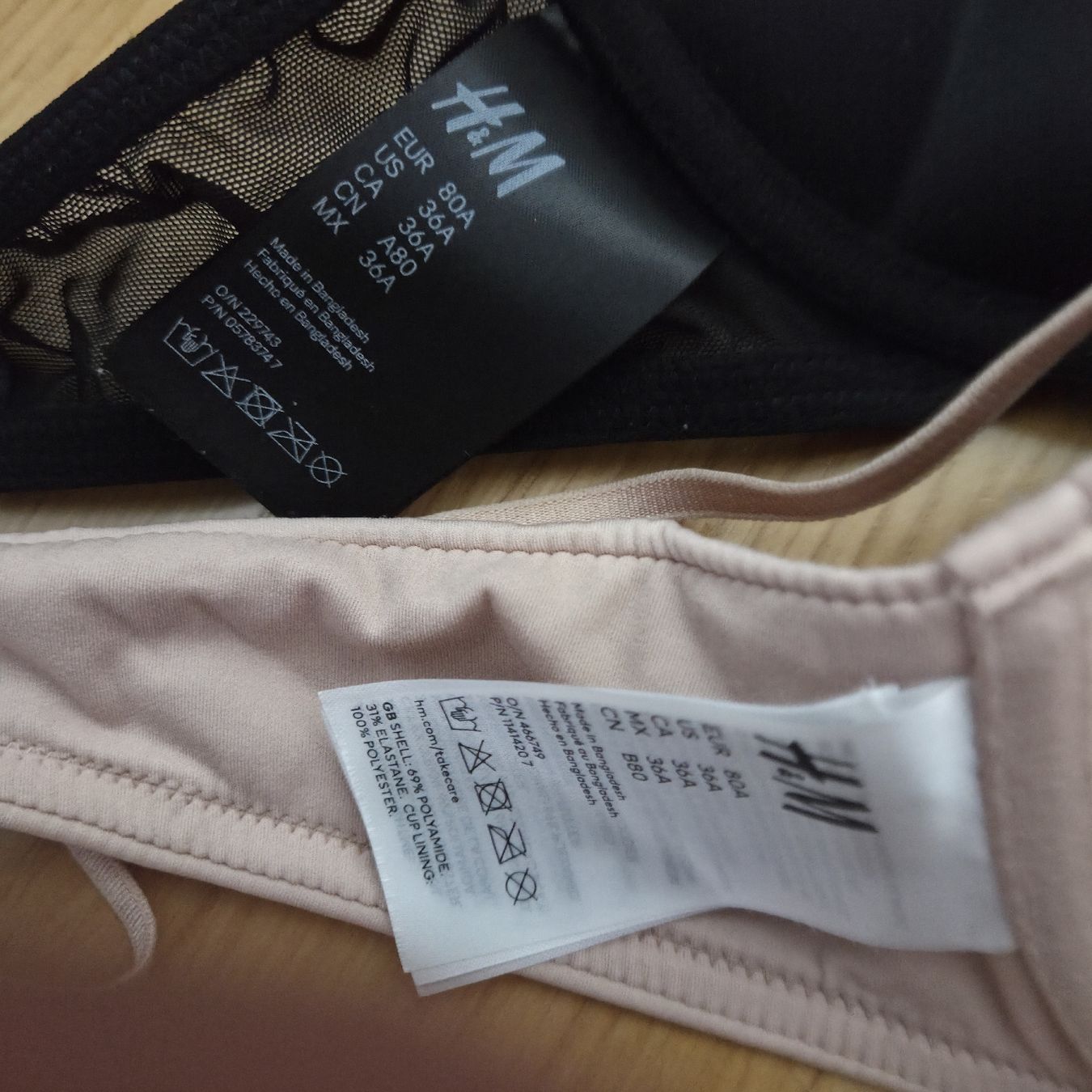 H&M Altra biancheria intima: 2er-Pack H&M BHs Schwarz & Beige Gr. 80A – Nuovo (secondo la descrizione) da Winterthur venduto da Ele_Ele18 2