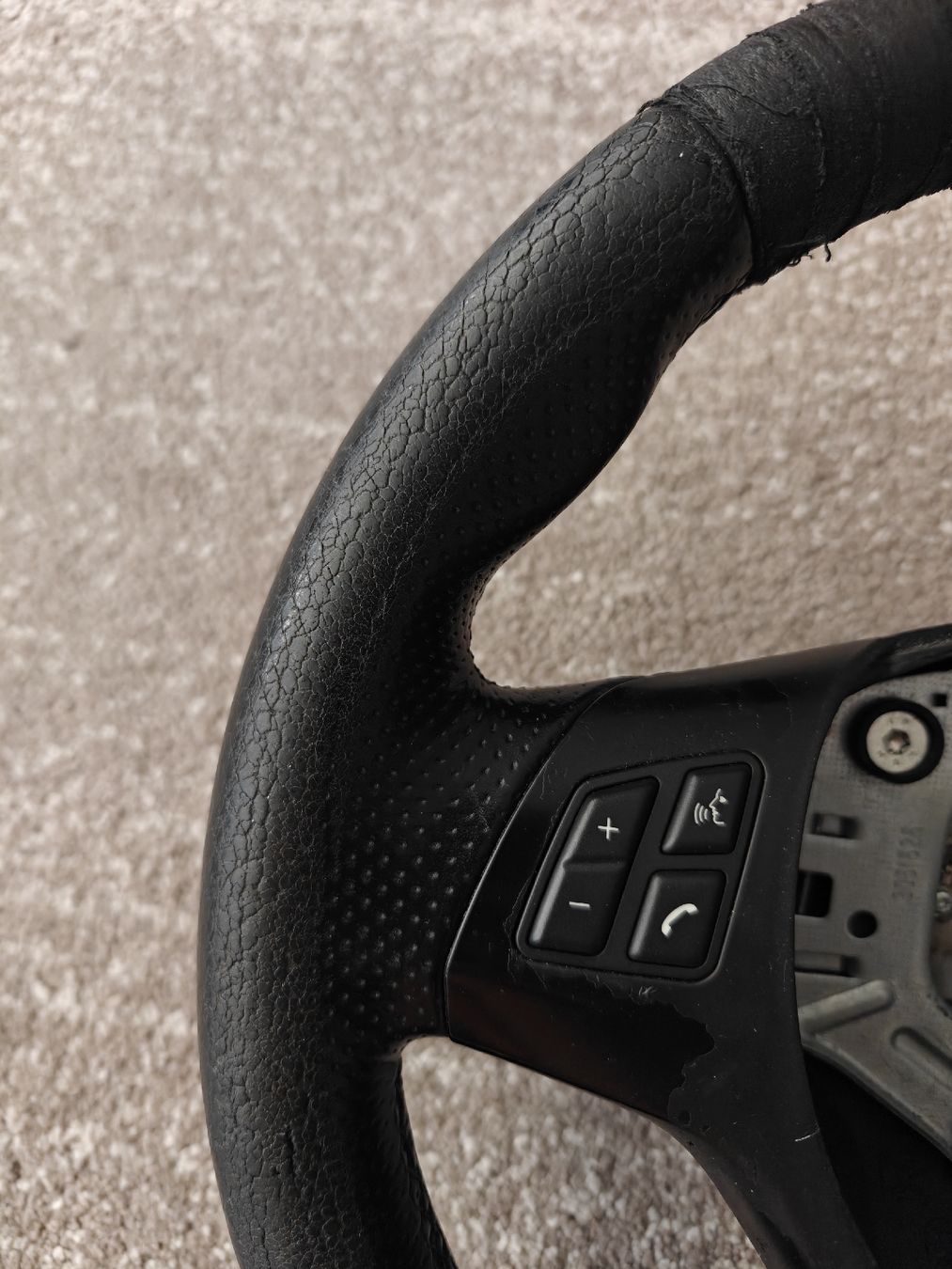 BMW Toutes les pièces auto: BMW E91 M-Paket Sportlenkrad – D'occasion à Rubigen par Berti0531 6