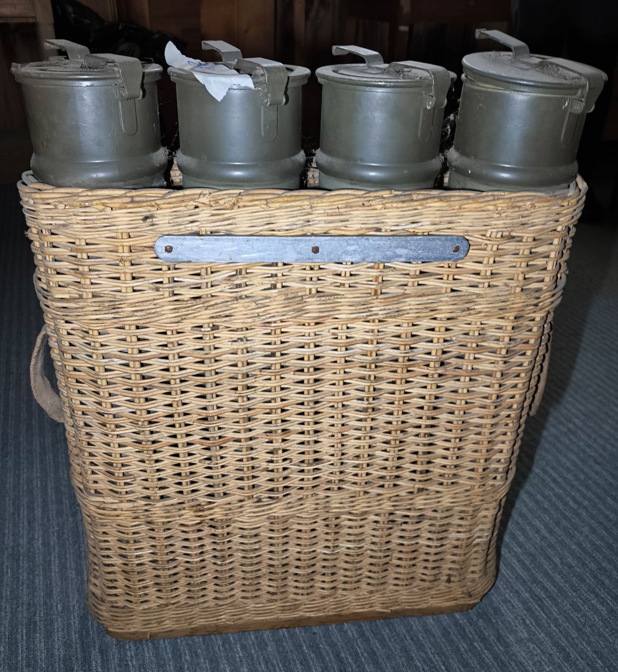 Ausrüstung & Ersatzteile: Militär Munition Kiste – Gebraucht aus Rorschacherberg von snOOpydOg11 3