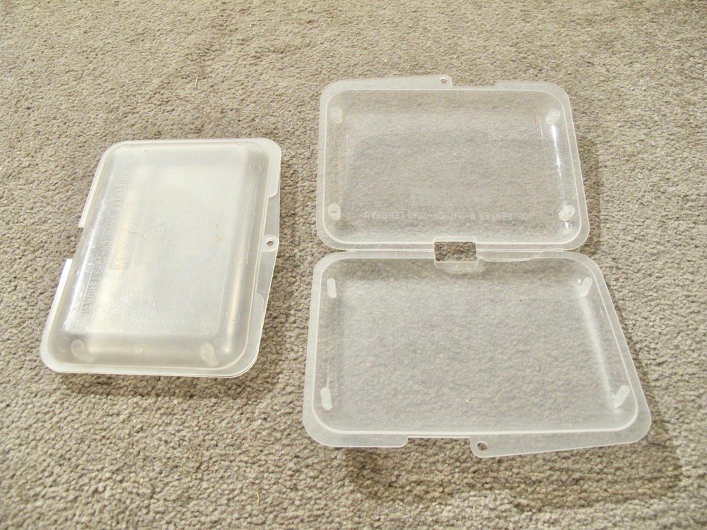 Contenitori & Simili: 2x Perlen Sortier Klapp Box Etui Hülle transparent Deckel – Usato da Wil ZH venduto da Arbolero 2