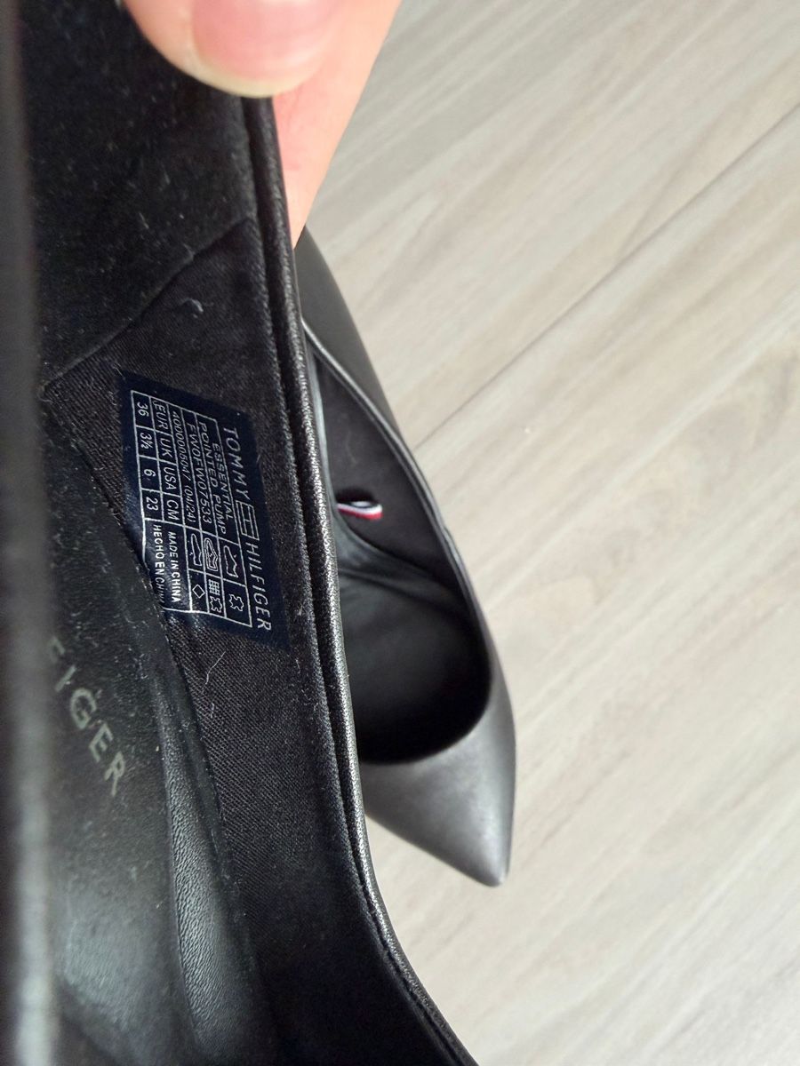 Tommy Hilfiger Scarpe da donna: Tommy Hilfiger – Nuovo (secondo la descrizione) da Winterthur venduto da cDE97 5