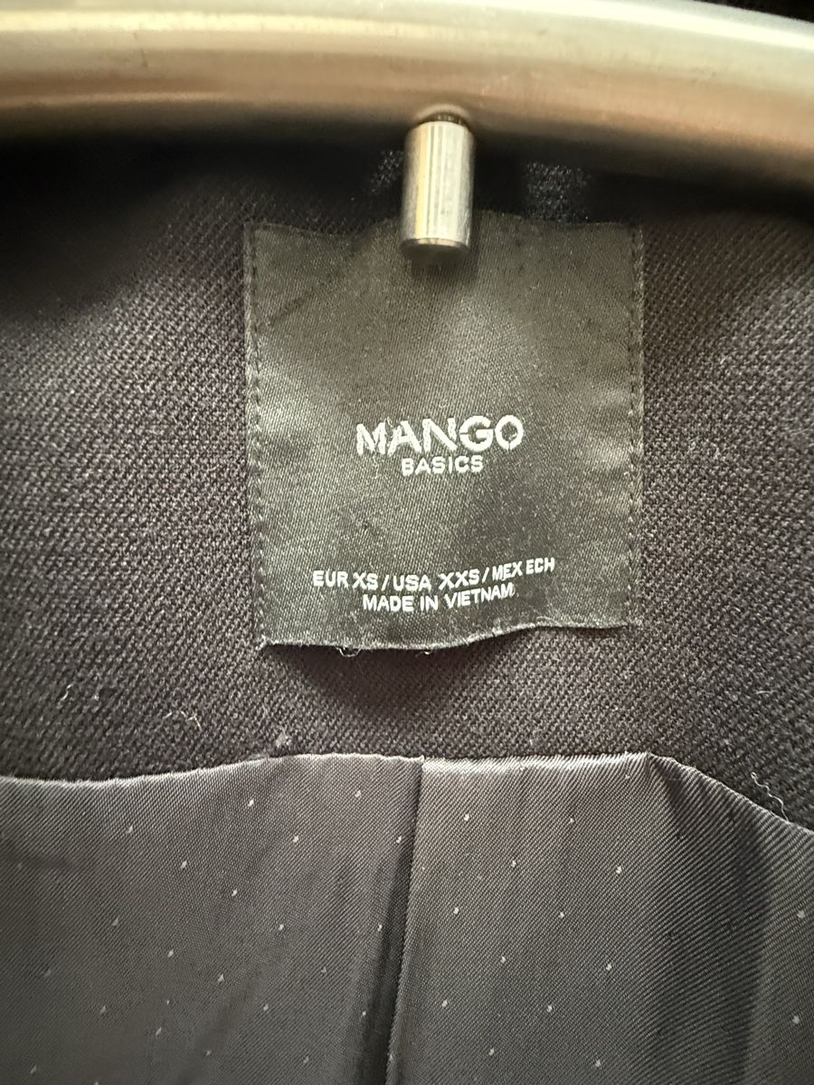 Mango Cappotti: Mango coat-cape – Usato da Zürich venduto da Yuece 3