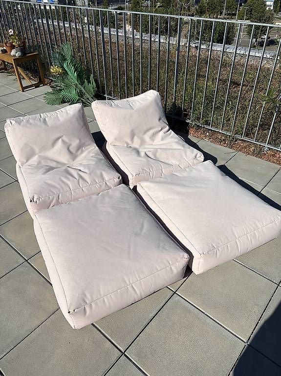 Sedie a sdraio: 2 Pool-Liegen Sitzsack-Style (Westwing) – Usato da Spreitenbach venduto da joe_fm5t