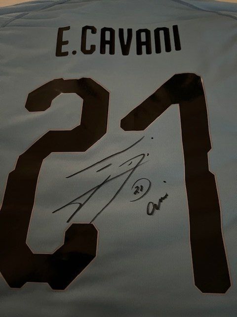 Autografi: Maglia Cavani autografata - Uruguay – Nuovo (secondo la descrizione) da S. Pietro venduto da SORETOLO 2