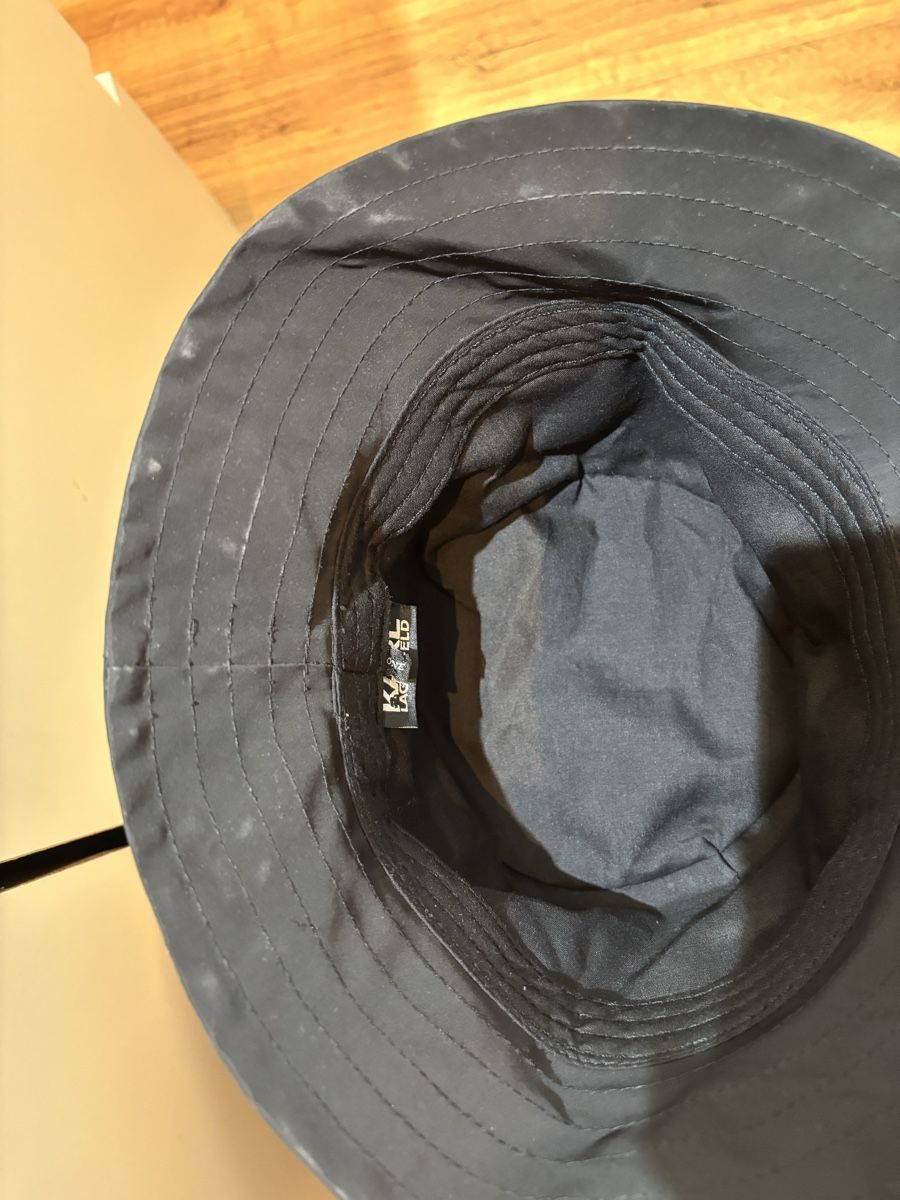 Karl Lagerfeld Copricapi, berretti & cappellini: Karl Lagerfeld Bucket Had – Usato da Höri venduto da Celine.11 7