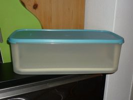 TUPPERWARE 6 L. IDEAL ZUM TRANSPORTIEREN. DECKEL DEFEKT