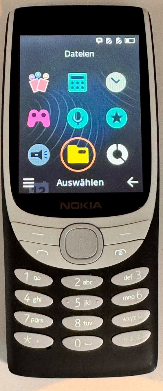 Nokia Telefoni cellulari / Smartphones: Nokia 8210 4G Dual SIM SIM Frei – Usato da Hermetschwil-Staffeln venduto da Mobile2013 1