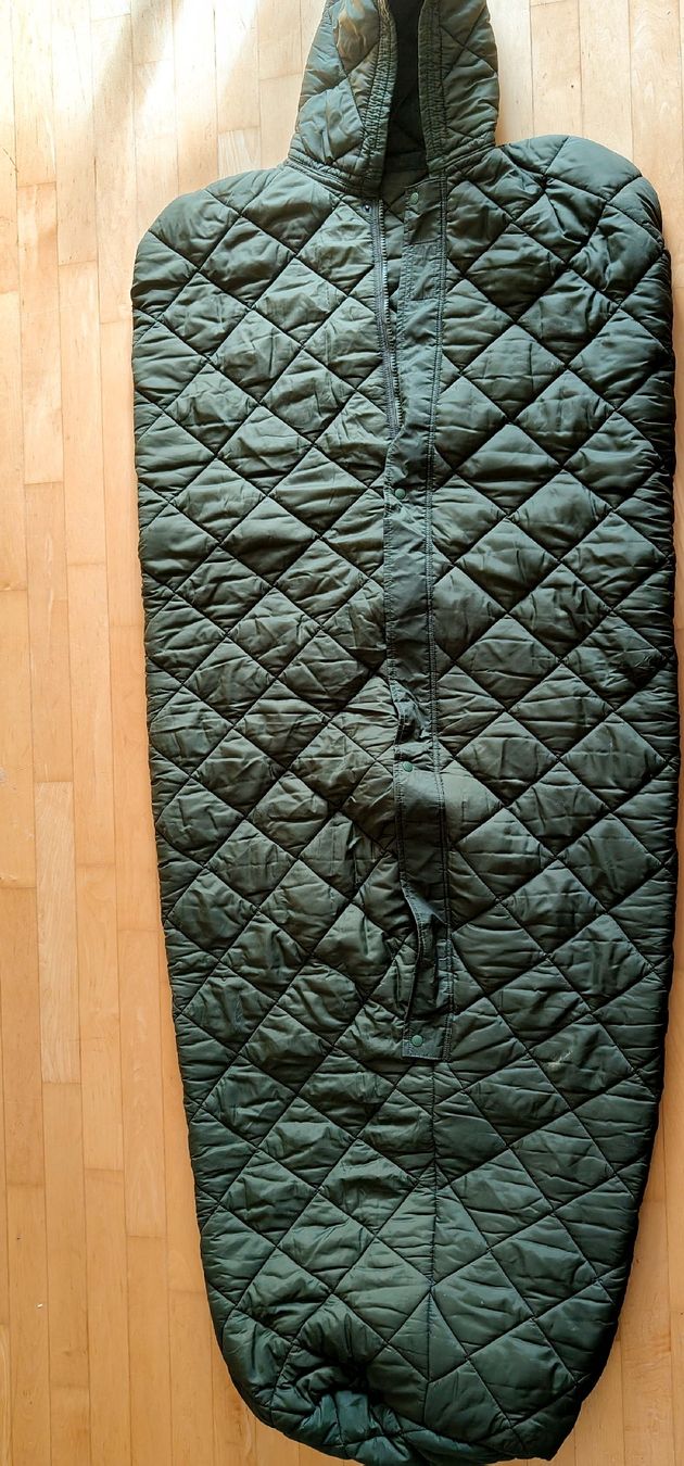 Sacchi a pelo: Schweizer Militär Schlafsack – Usato da Basel venduto da swe_qdh5