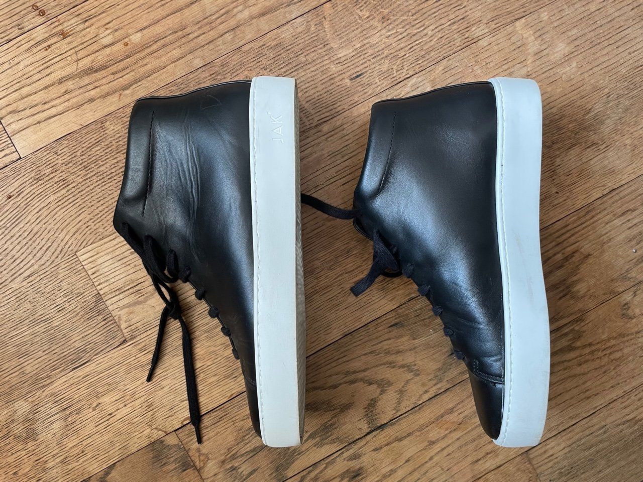 Damenschuhe: JAK ROYAL HI BLACK Sneaker – Gebraucht aus Basel von cielHiro