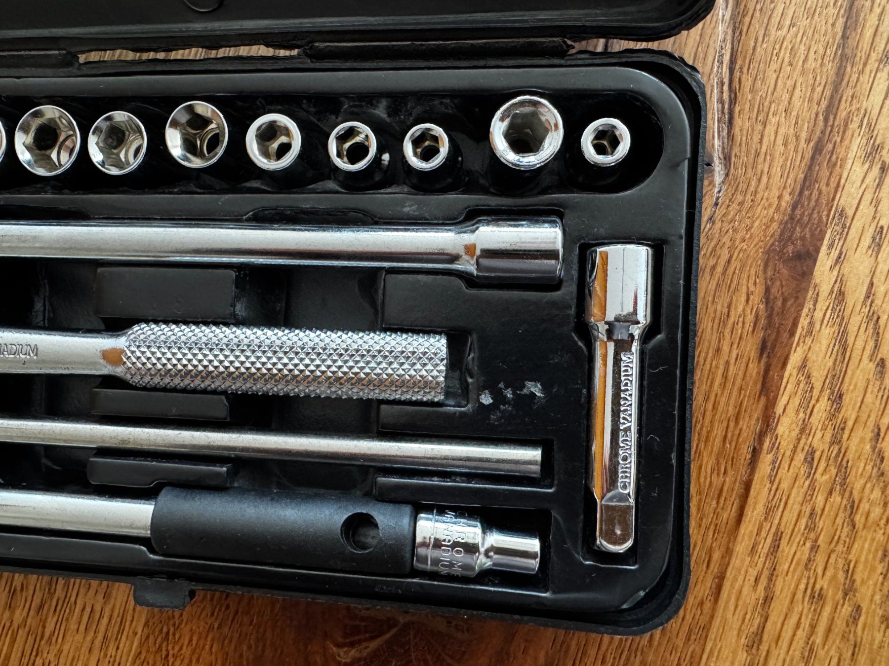 Tutti gli attrezzi: Coffret outils vintage "Chrome Vanadium" – Nuovo (secondo la descrizione) da La Tour-de-Peilz venduto da mohicane 2