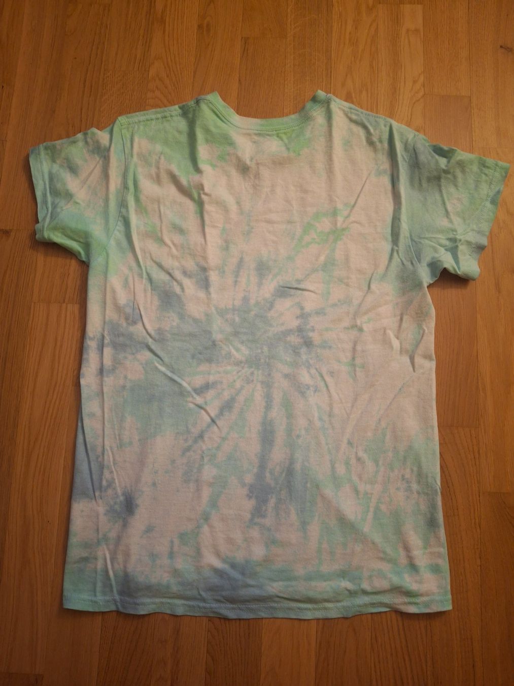 T-Shirts: Batik T-Shirt – Gebraucht aus Luzern von gab_726g 1