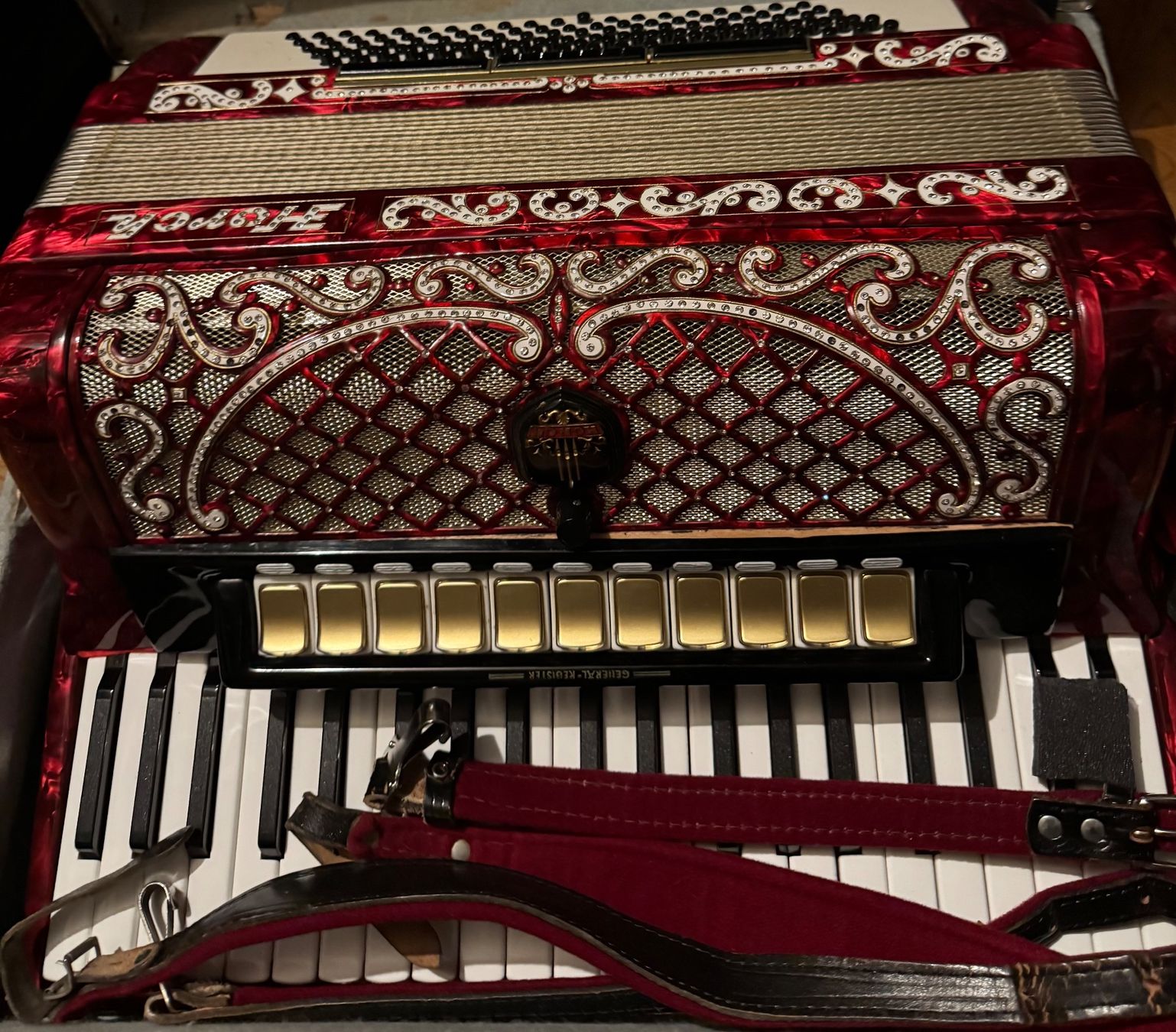 Strumenti musicali: Antike  Akkordeon Hohner – Usato da Grabs venduto da mayram27 1