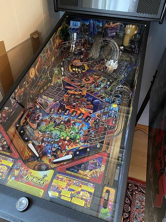 Stern Pinball Flipper: Avengers Infinity Quest Flipper – Usato da Winden venduto da LALA91