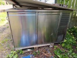Kühlraum, inox. Kühlschrank Ideal