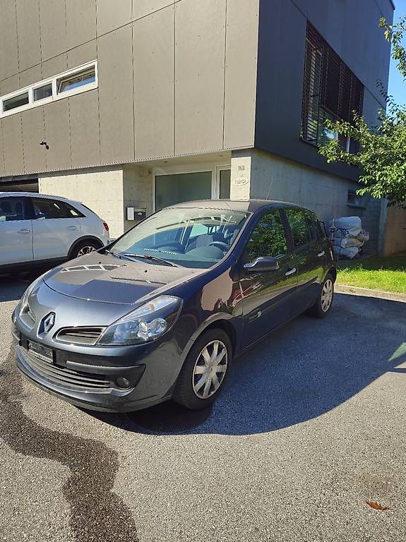 Renault Autos: Renault Clio 3 Bon état – Gebraucht aus Bramois von Jonv9 2