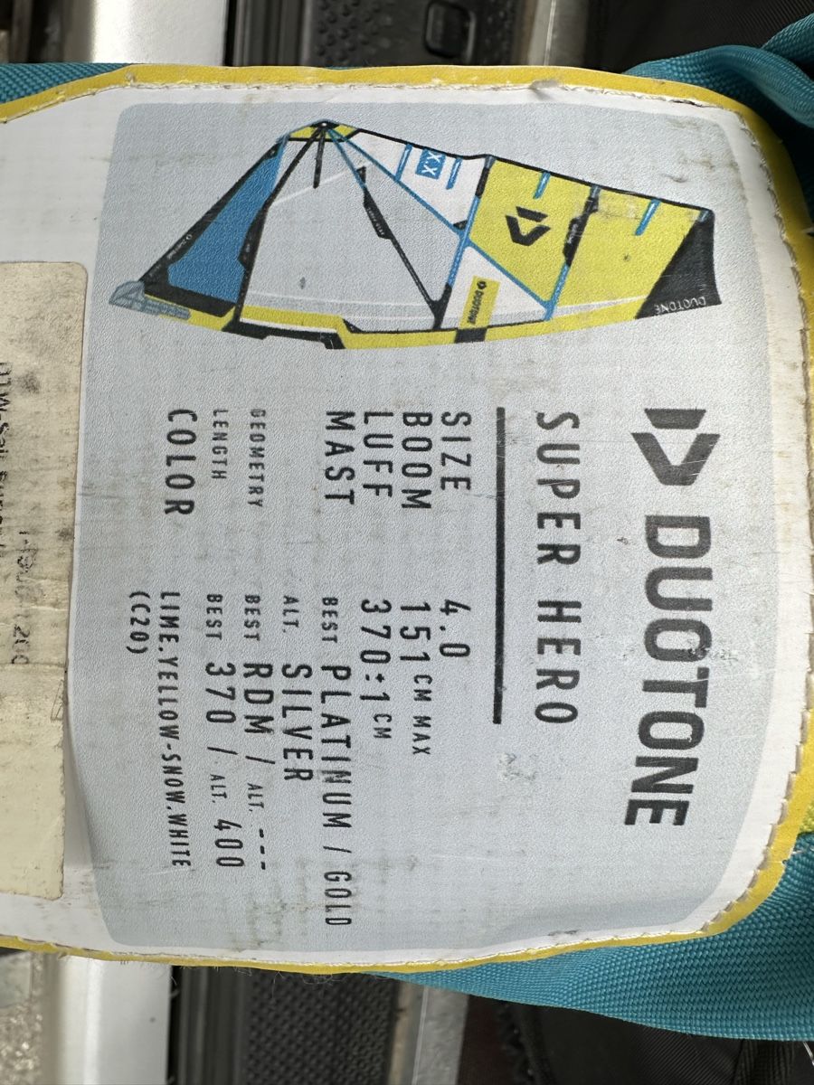 Duotone Surf: Duotone Super Hero 4.0m top Windsurf Wavesegel – Usato da Frauenfeld venduto da Chrisspecki 5