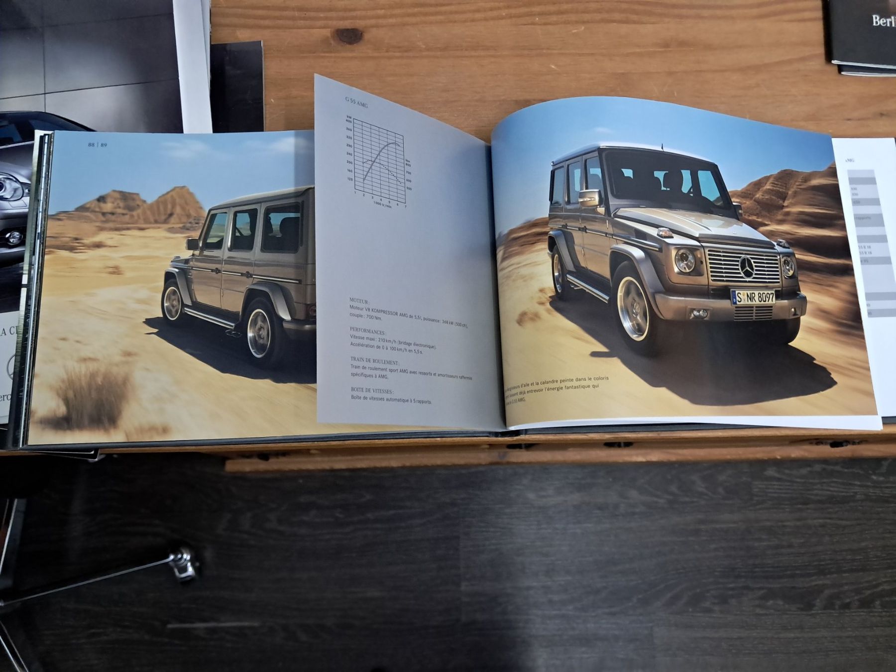 Mercedes-Benz Documenti: Livre Présentation Mercedes AMG – Usato da les brenets venduto da Laguille 3