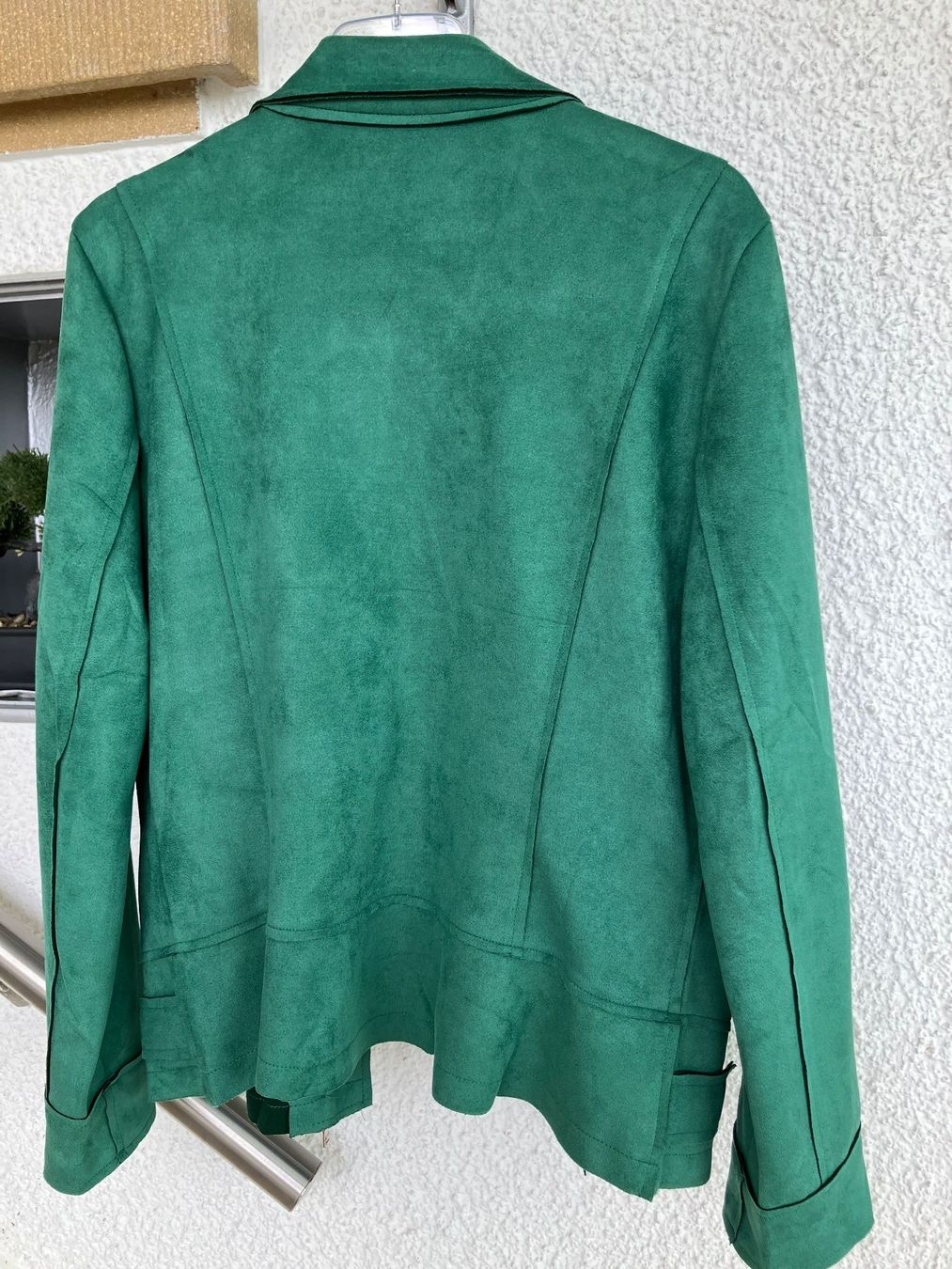 Vestes: Blouson aspect velours – Neuf (Voir description) à Cortaillod par car_f6v6 1