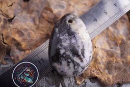 Merlinit    Gelocht     –Edelsteinstube Rausverkauf