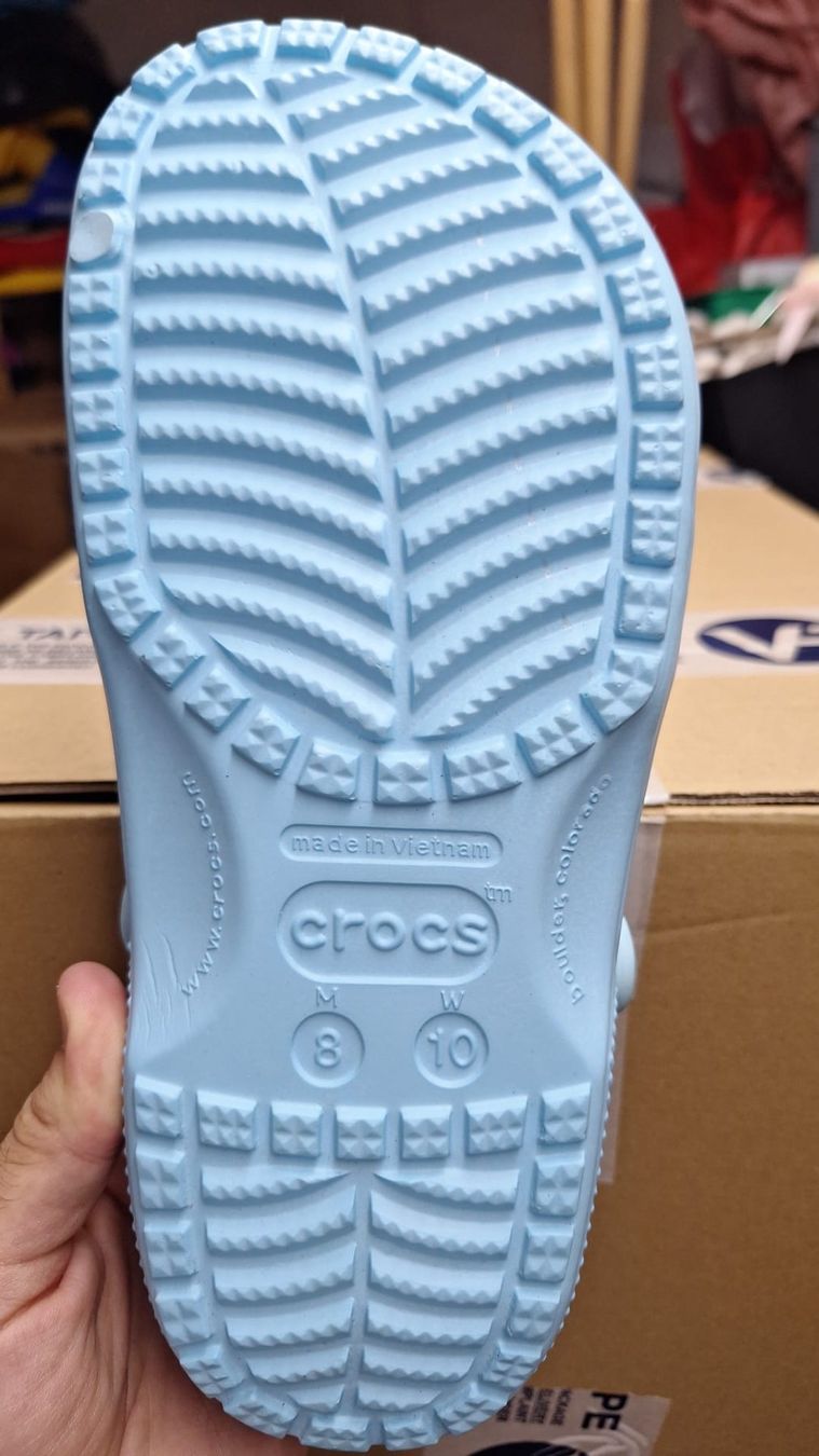 Crocs Scarpe da uomo: Crocs Grösse 8-10, 41/42 – Nuovo e nell'imballaggio originale da Uitikon Waldegg venduto da PJLS1 4