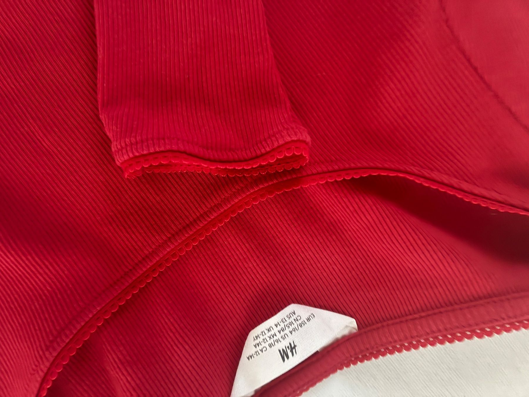 H&M Tops: Langarm – Neu (gemäss Beschreibung) aus Röschenz von Ziberzab 1