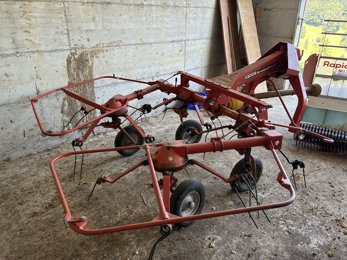 Tutte le macchine: Kreiselheuer Fahr KH 400  – Difettoso da Bäretswil venduto da gra_6mx2 3