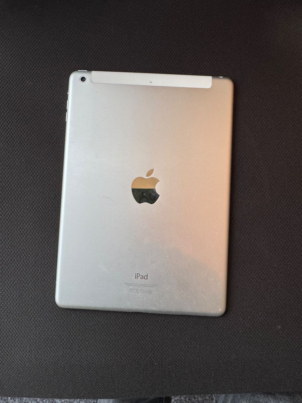 Tablet PC: iPad Air – Defekt aus Adliswil von Busys 1