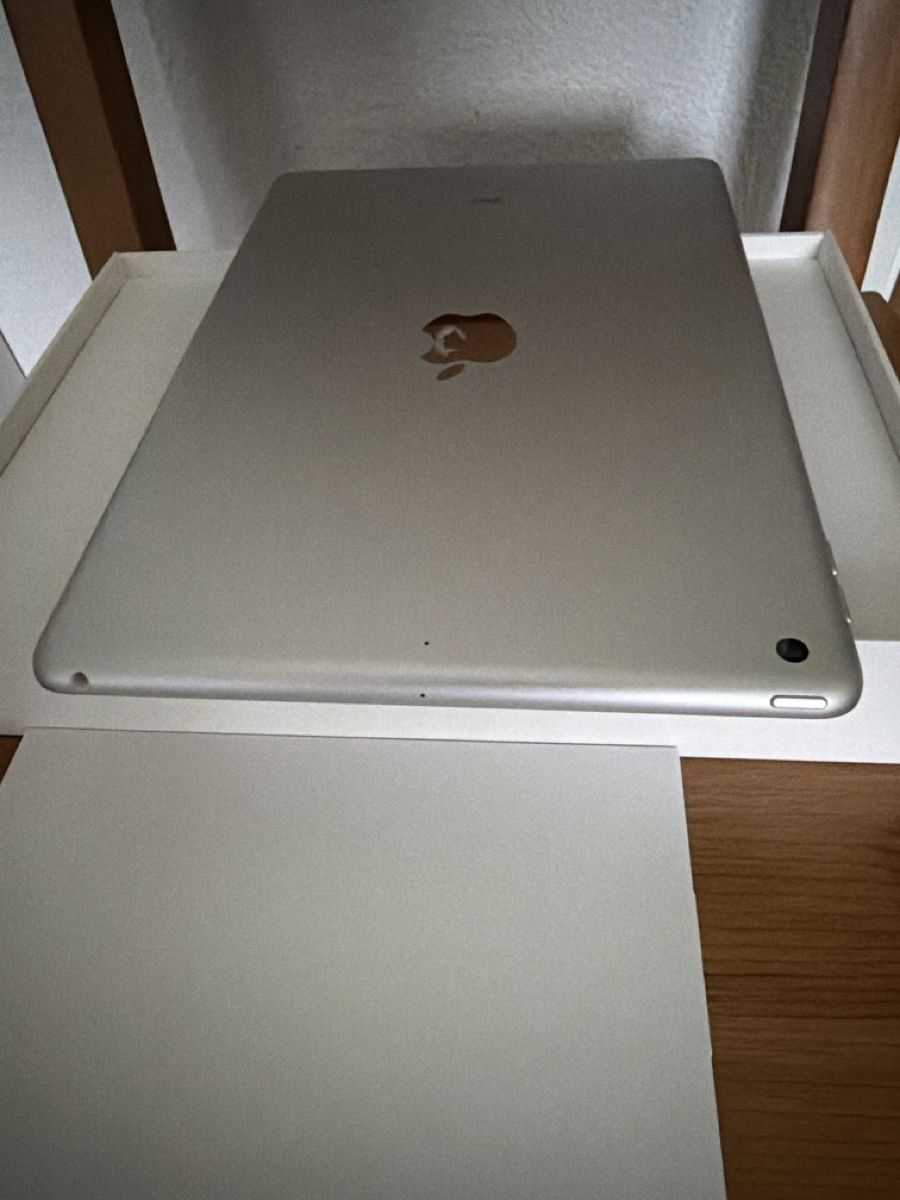 Apple Tablet PC: Apple - iPad 64GB – Nuovo e nell'imballaggio originale da zürich venduto da may_yj9f 3