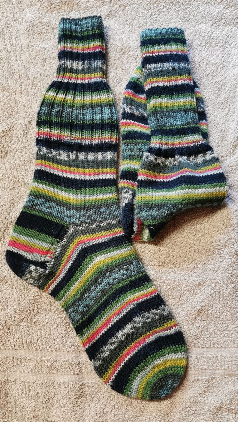 Calze: Handgestrickte Socken Gr. 42 – Nuovo (secondo la descrizione) da melchtal venduto da strickerin