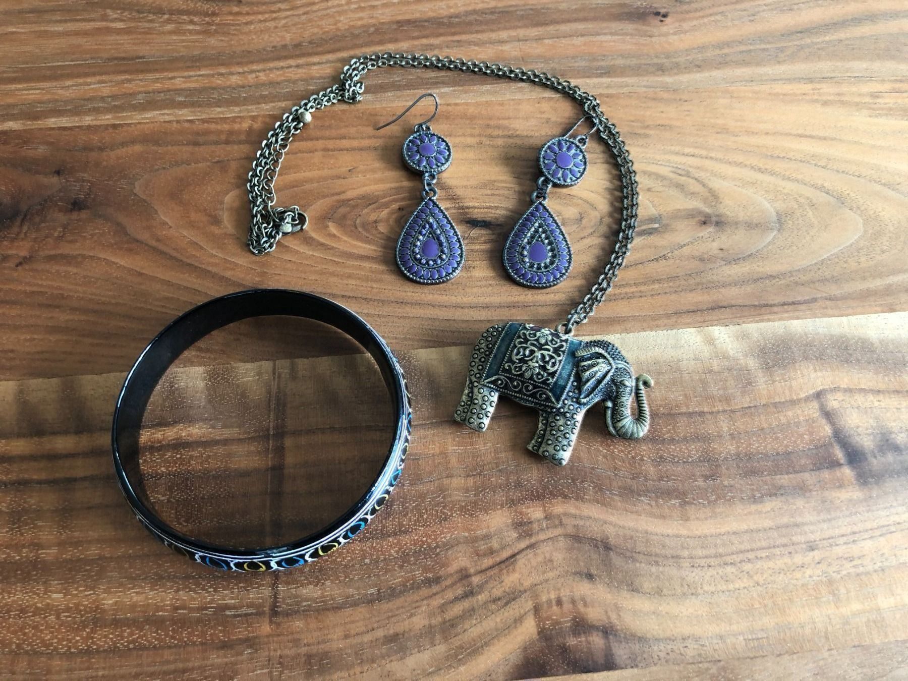 Catenine: Asiatisches Schmuckset – Nuovo (secondo la descrizione) da Rheinfelden venduto da Brise8