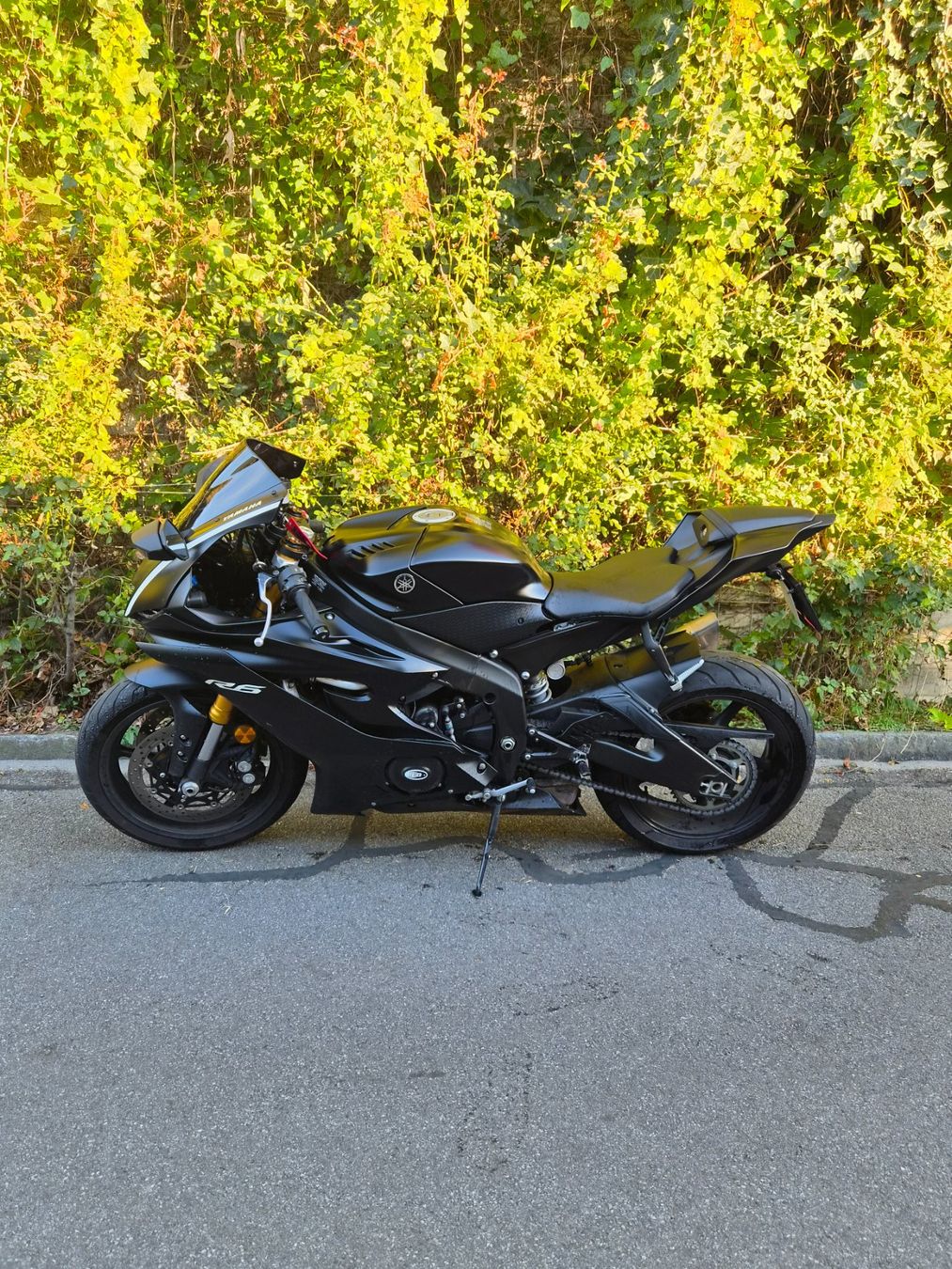 Yamaha Strada: Yamaha YZF R6 35kw – Usato da Fislisbach venduto da LEMO_Motos 1
