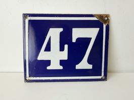Alte Hausnummer 47 aus Email