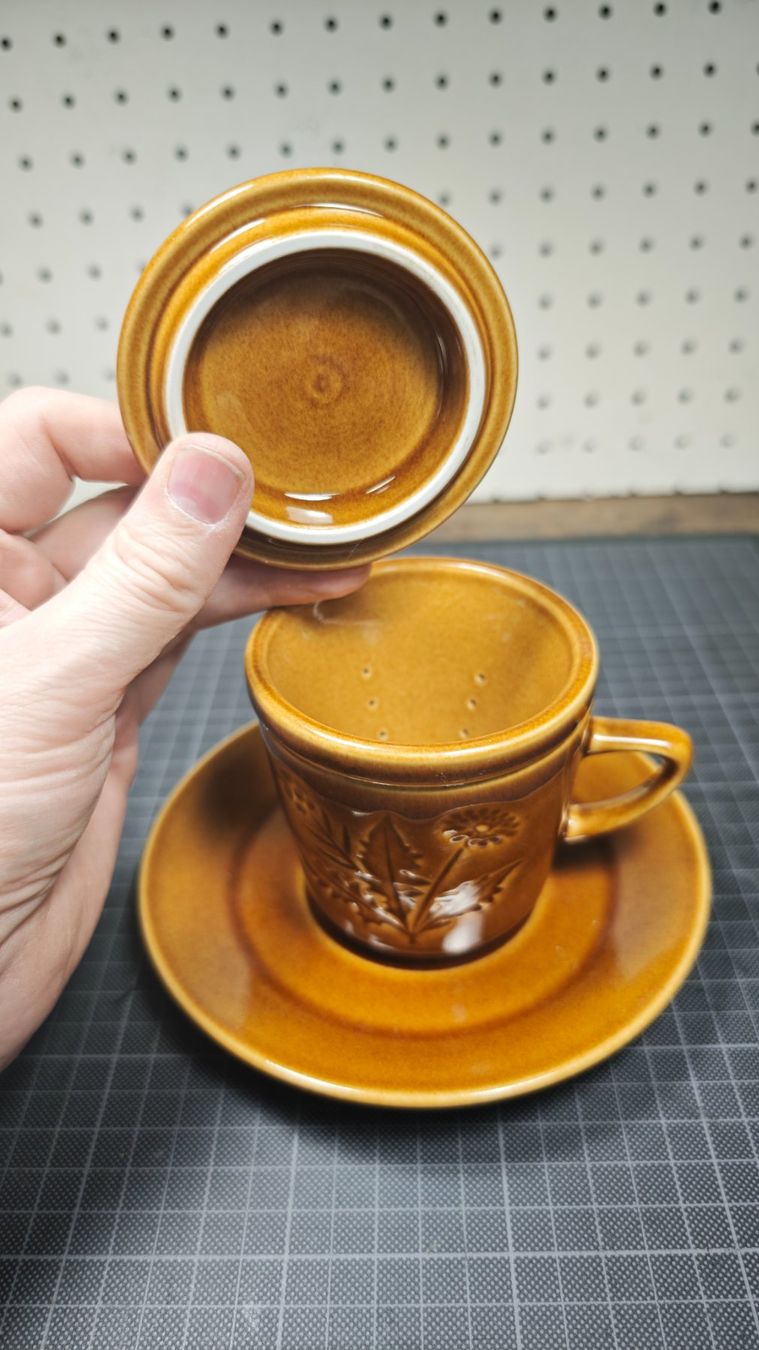 Tassen: Wunderschöne alte Tee Tasse – Gebraucht aus Gelterkinden von MYSTOREFORYOU4460