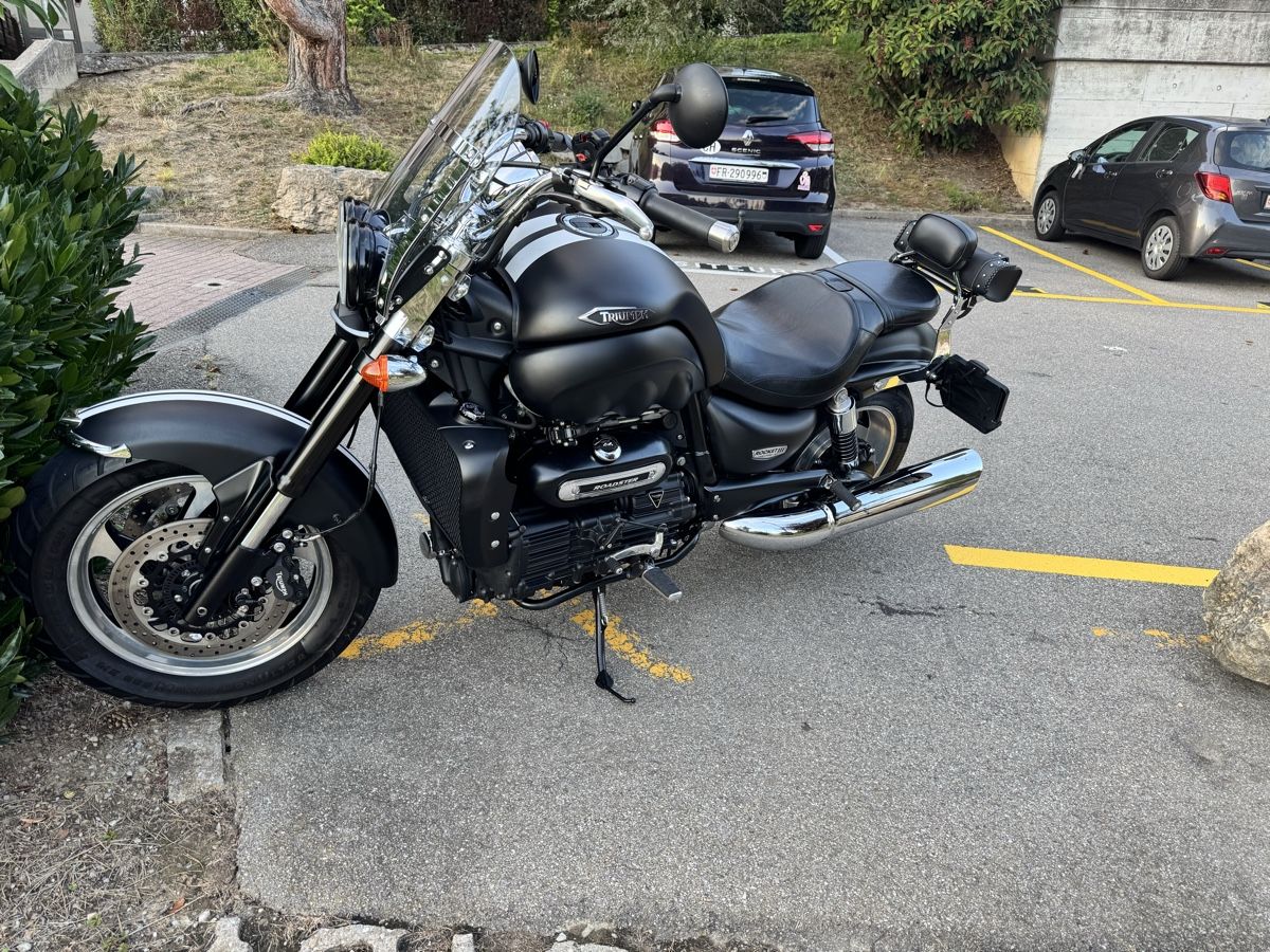 Triumph Chopper: Triumph Rocket 3 Roadster – Usato da Neyruz FR venduto da bee18 3