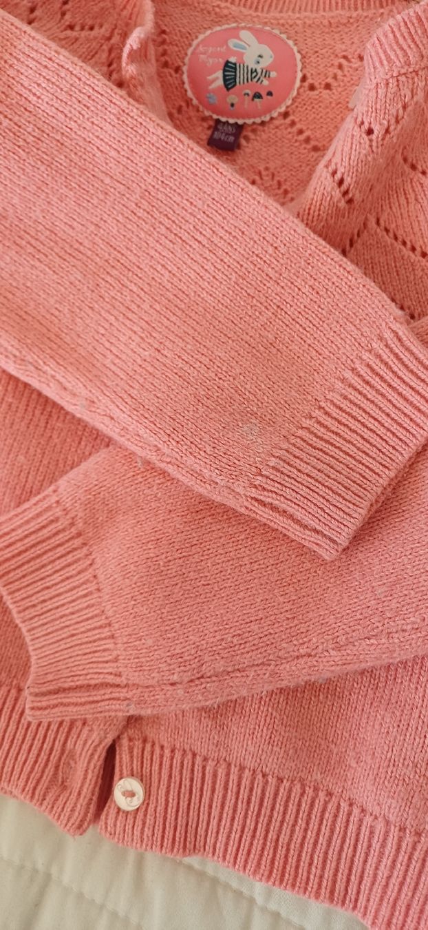 Autres vêtements fille: Kinder Strickjacke Grösse 104  – D'occasion à Riniken par Lessy- 3