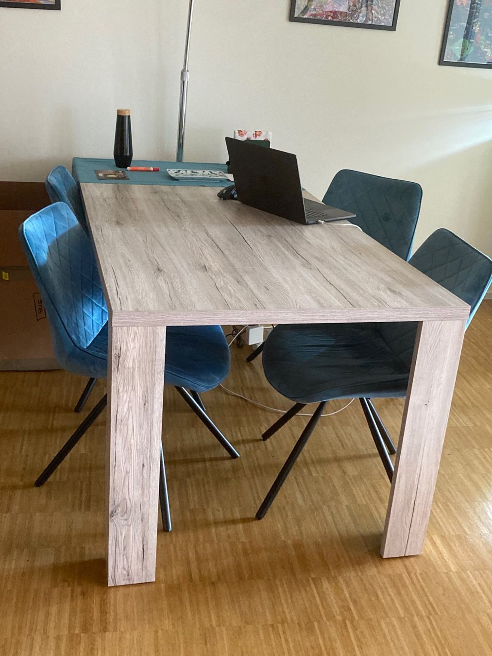 Conforama Tavoli: Esstisch und Stühle – Usato da Pratteln venduto da olg_tp9h