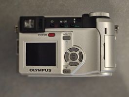 Digital Camera Olympus Camedia C-740 Ultra Zoom