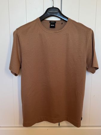 HUGO BOSS T-Shirt, Modell Thomson 50. Neu.