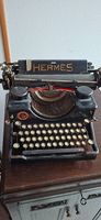Antike Schreibmaschine HERMES 2 (Paillard Yverdon, ca. 1930)